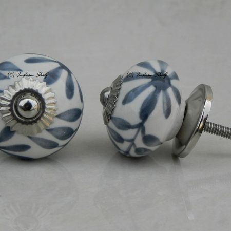 Grey Floral Leaf Knob (1)